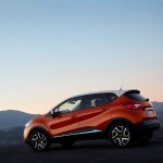 Renault-Captur_2014_800x600_wallpaper_0a